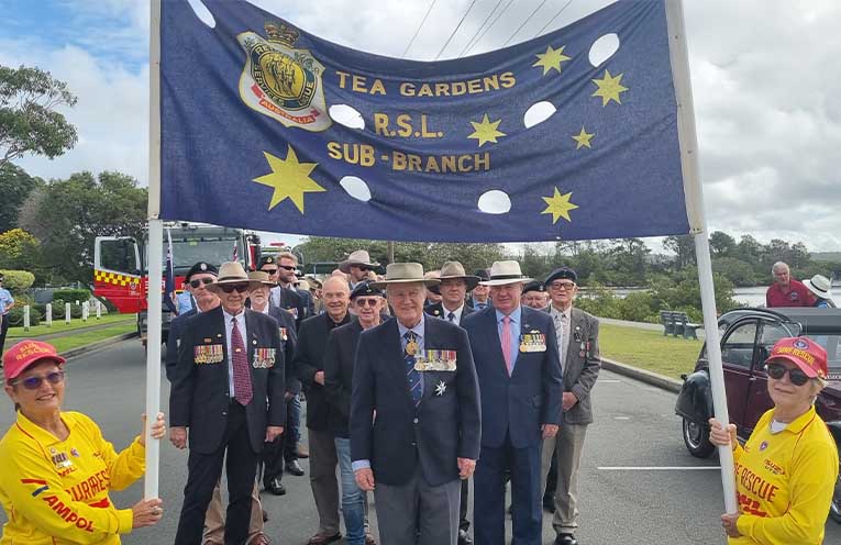 Tea Gardens commemorates 110 years since Anzac Cove landing