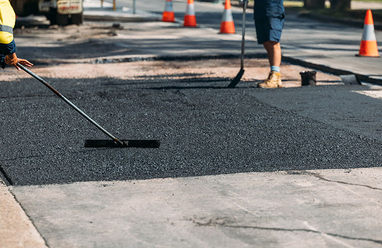 Council prioritising pothole patching as wet weather continues