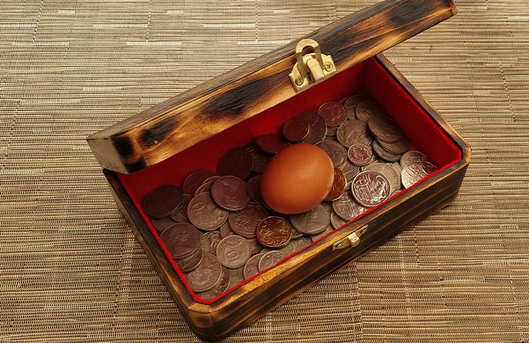 Australians warned to pay attention to superannuation paperwork