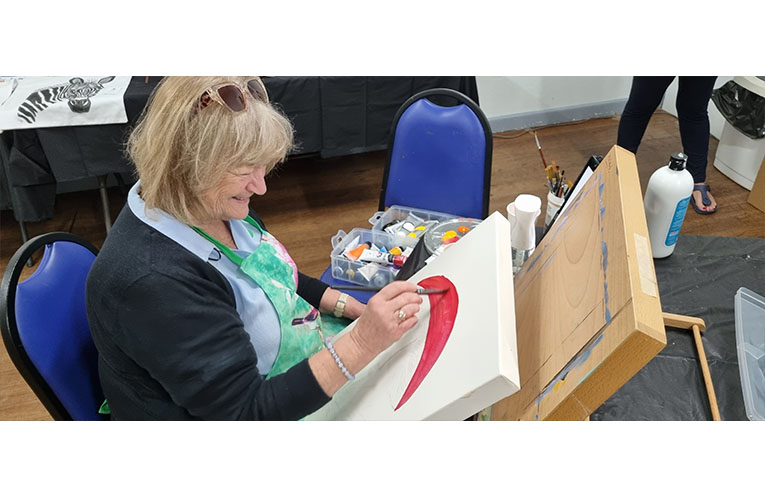 Artist Jan Nesbitt spent the two days demonstrating how to paint live. Photo: Thomas O’Keefe