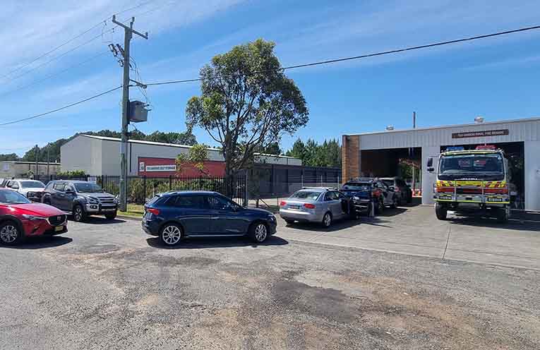Volunteer firies raise funds for vehicle restoration