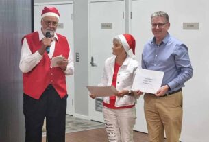 Myall Melodians perform for Grange residents