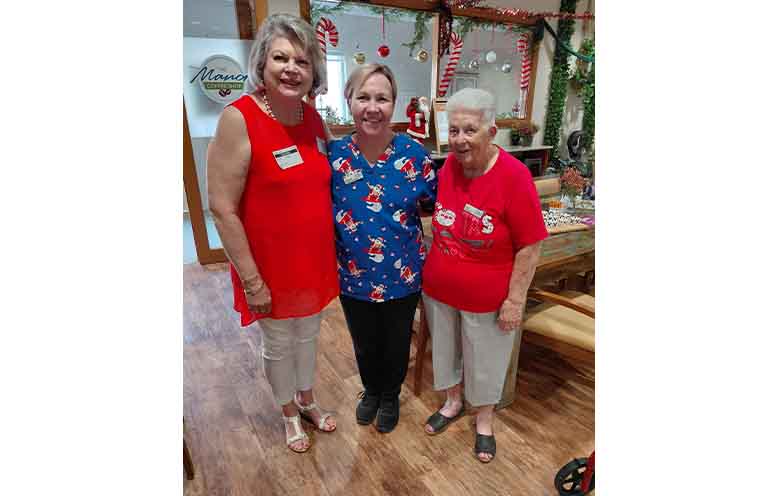 Karen (Myall U3A) with Teresa (Estia TG staff) and Pat (Estia TG volunteer). Photo: Ros Jones.