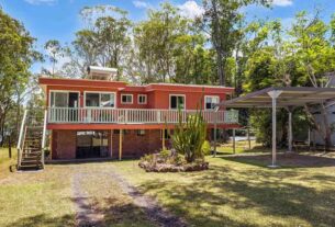 16 The Point, Bundabah is on the market with River Realty