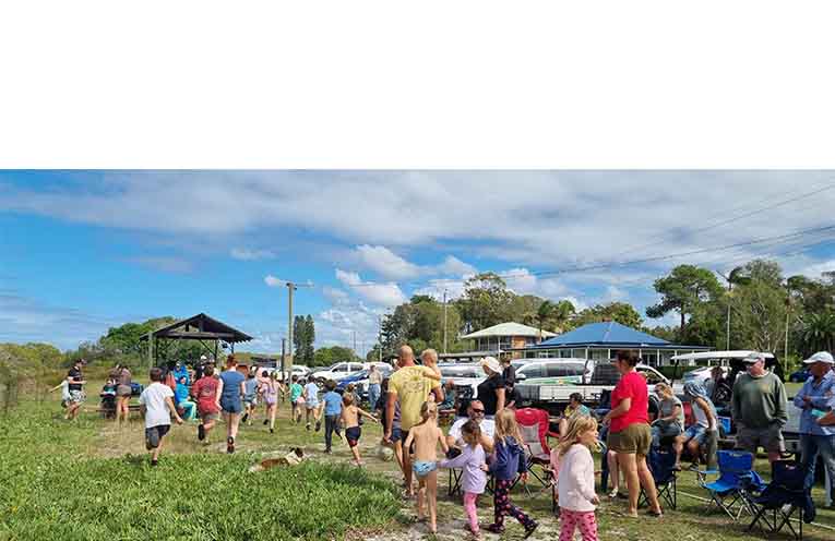 An army of children headed off hunting Easter eggs. Photo: Thomas O’Keefe.