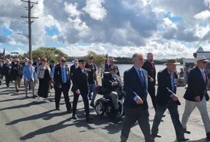 Mighty crowds for Anzac Day commemorations in Tea Gardens