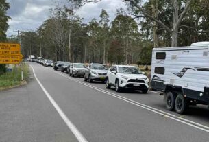 Crash fears realised at Bucketts Way/Pacific Highway intersection