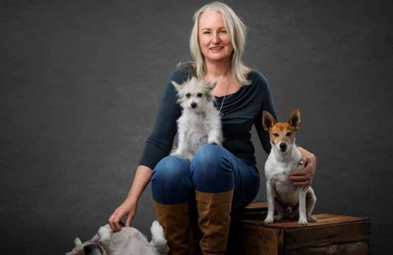 Wootton photographer Jo Lyons launches the Who Saved Who portrait project supporting rescue animals
