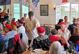 Bastille Day celebrations at Tillerman’s WEB: Tea Gardens Bastille Day celebration marks 28 years