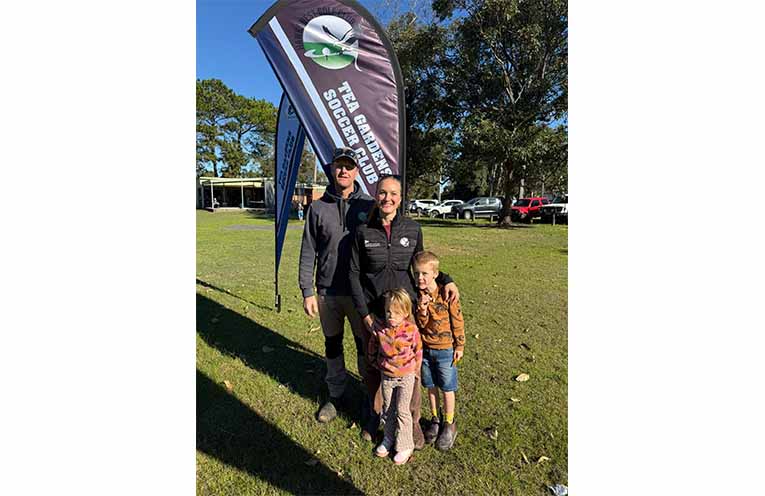 Round 9 sponsors HNGC representatives Beth, Sam & family.