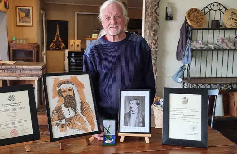 Tea Gardens restaurateur receives international honour
