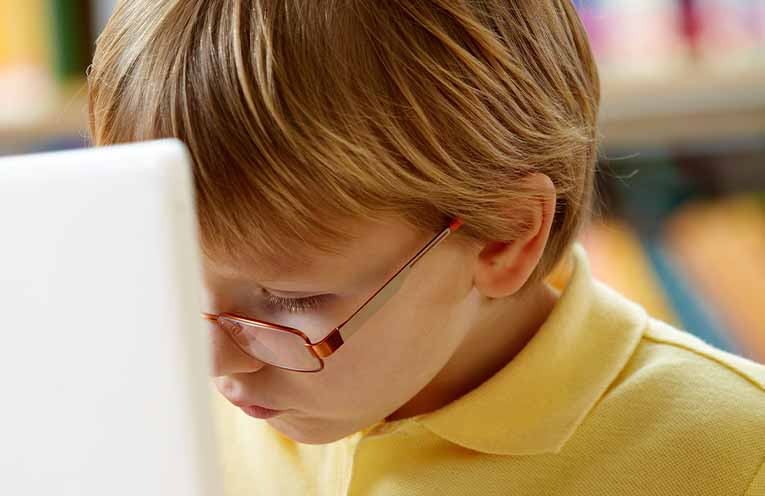 Screen-time restrictions set in NSW public schools