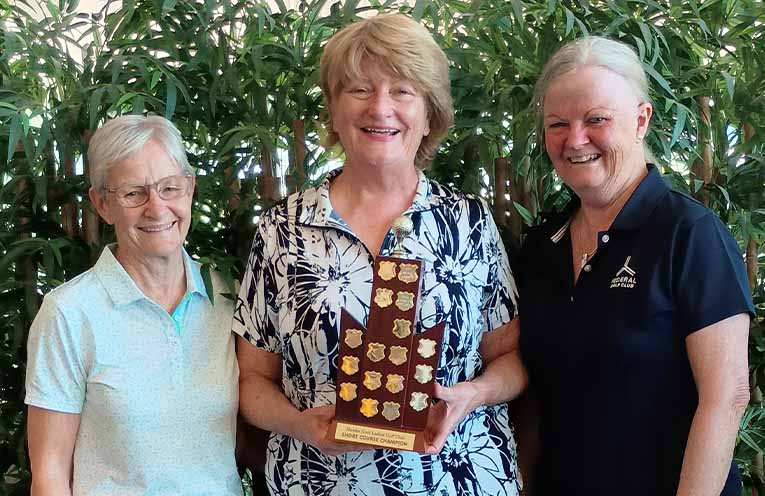 Hawks Nest Ladies Golf