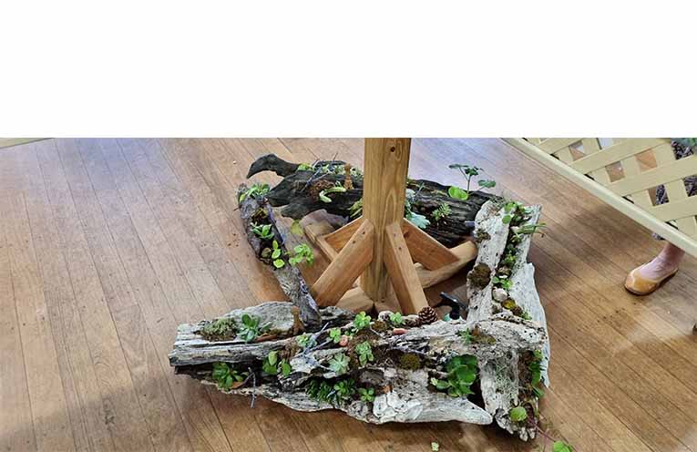 Bespoke driftwood features were made by Deb Florence. Photo: Thomas O’Keefe.